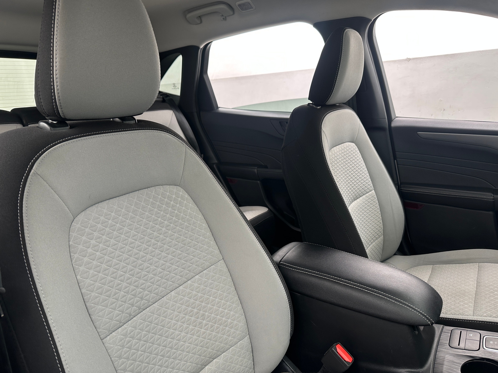 Thumbnail: 2023 Ford Escape - 2