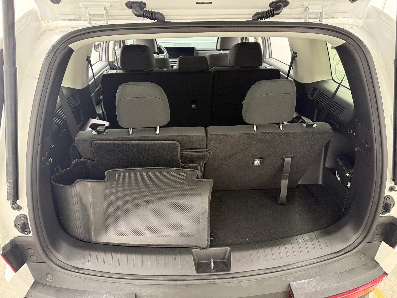 Thumbnail: 2025 Hyundai Santa Fe - 7