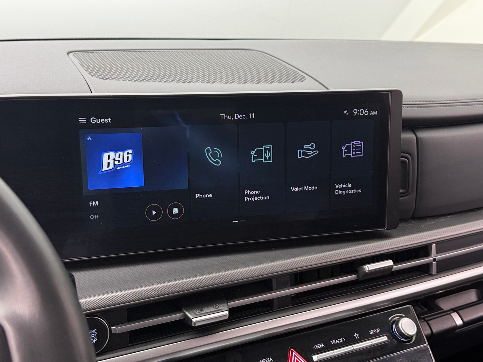 Thumbnail: 2025 Hyundai Santa Fe - 4