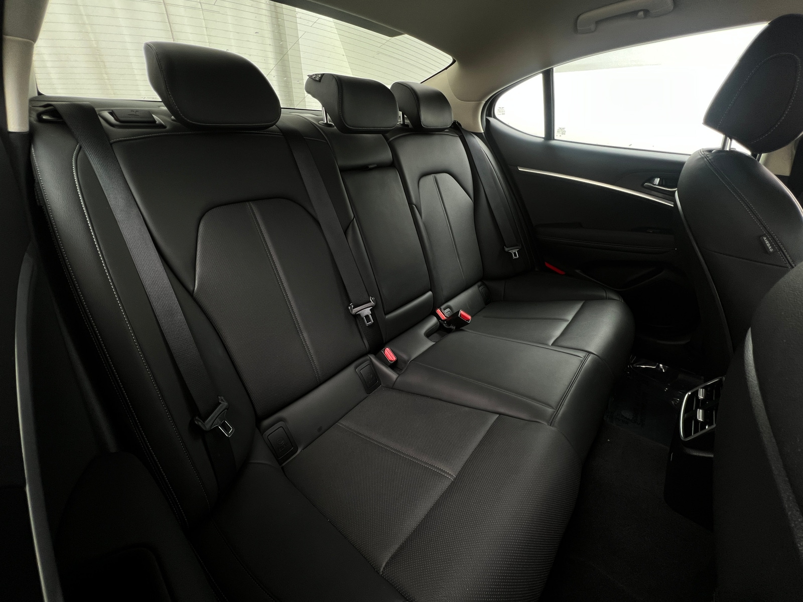 Thumbnail: 2025 Genesis G70 - 5