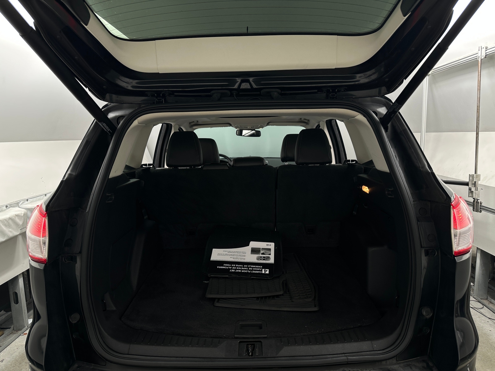 Thumbnail: 2015 Ford Escape - 6