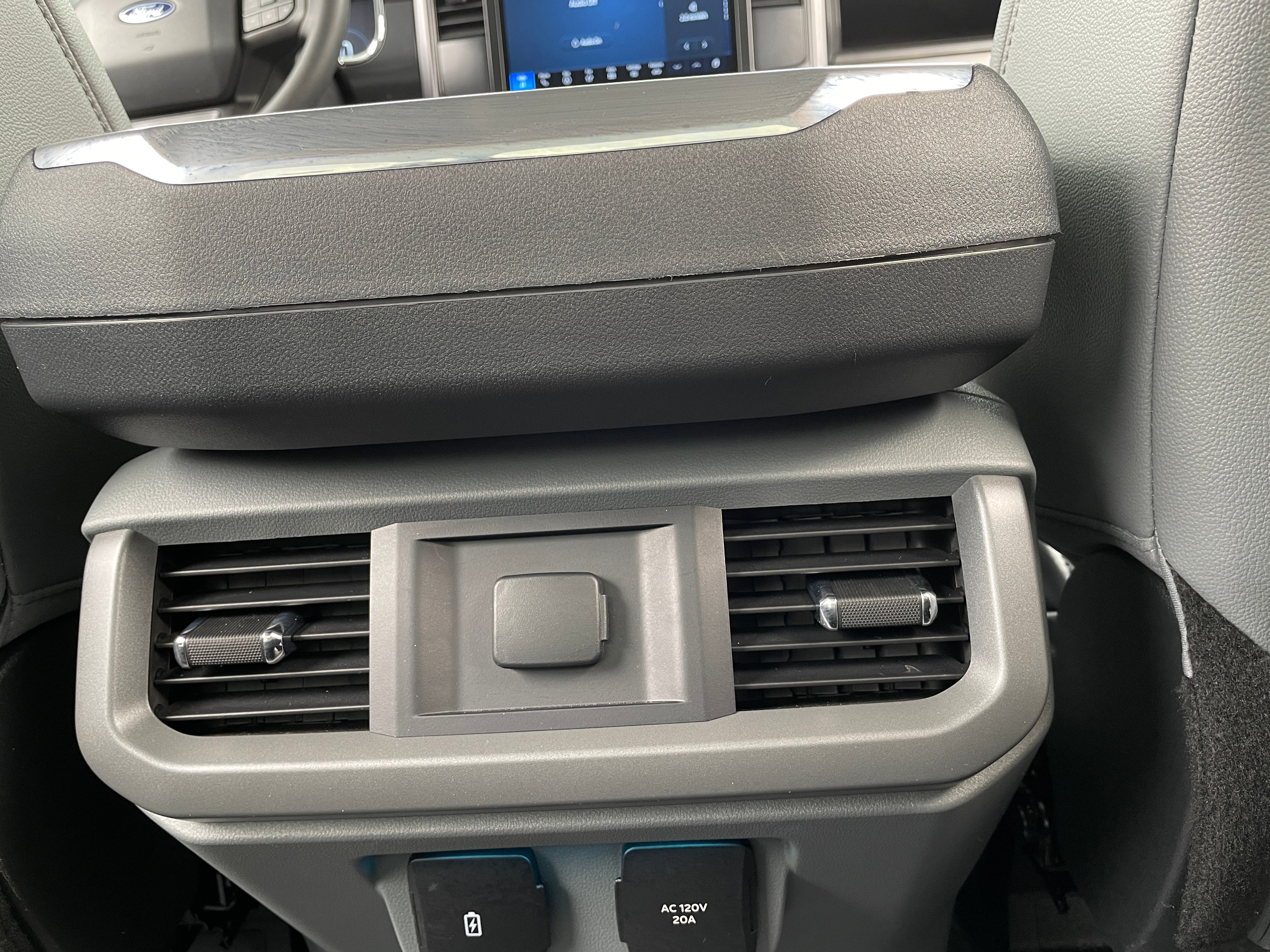 Used 2024 Ford F-150 Lightning Pro with VIN 1FTVW1BK3RWG08971 for sale in Oak Creek, WI