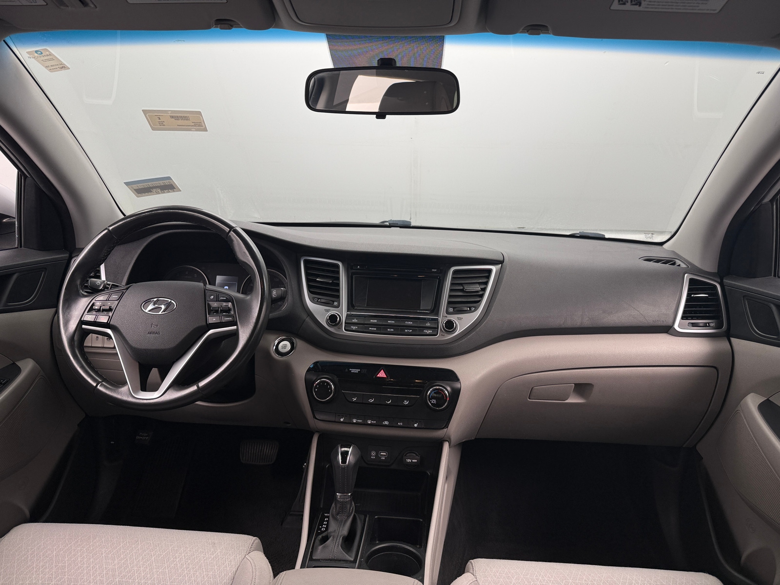 Thumbnail: 2016 Hyundai Tucson - 3