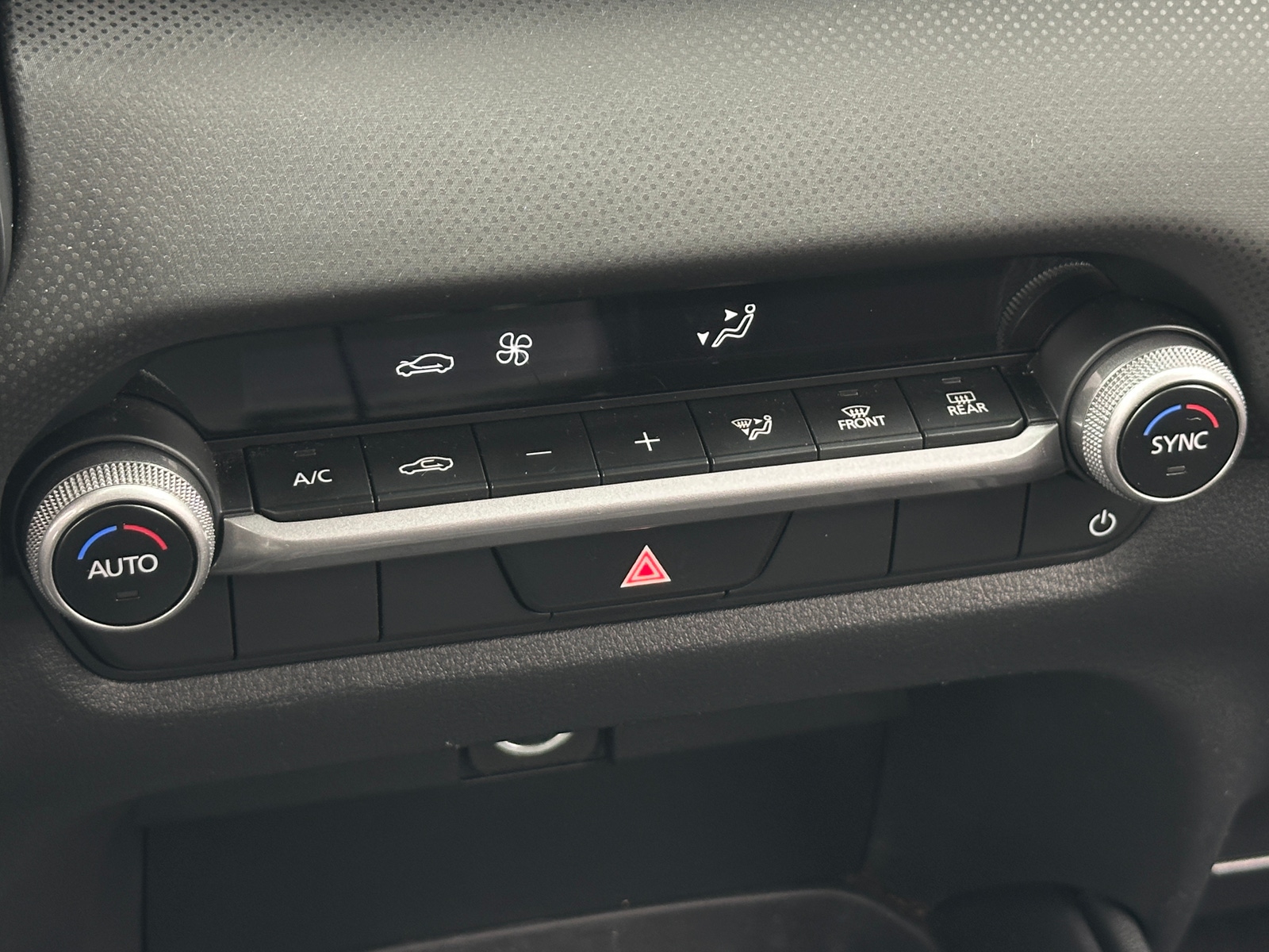 Thumbnail: 2024 Mazda CX-50 - 4