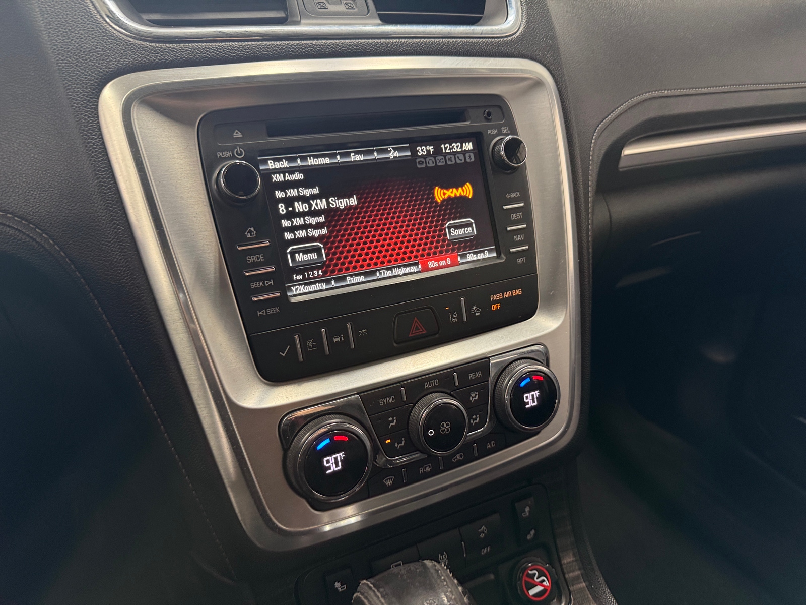 Thumbnail: 2017 GMC Acadia - 3