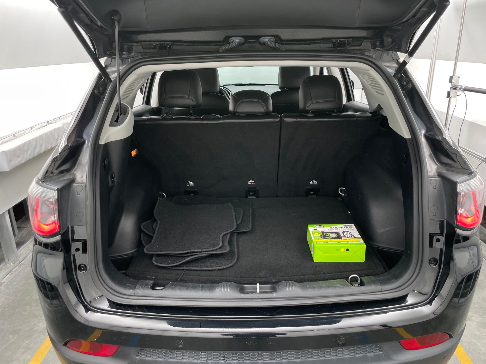 Thumbnail: 2018 Jeep Compass - 6