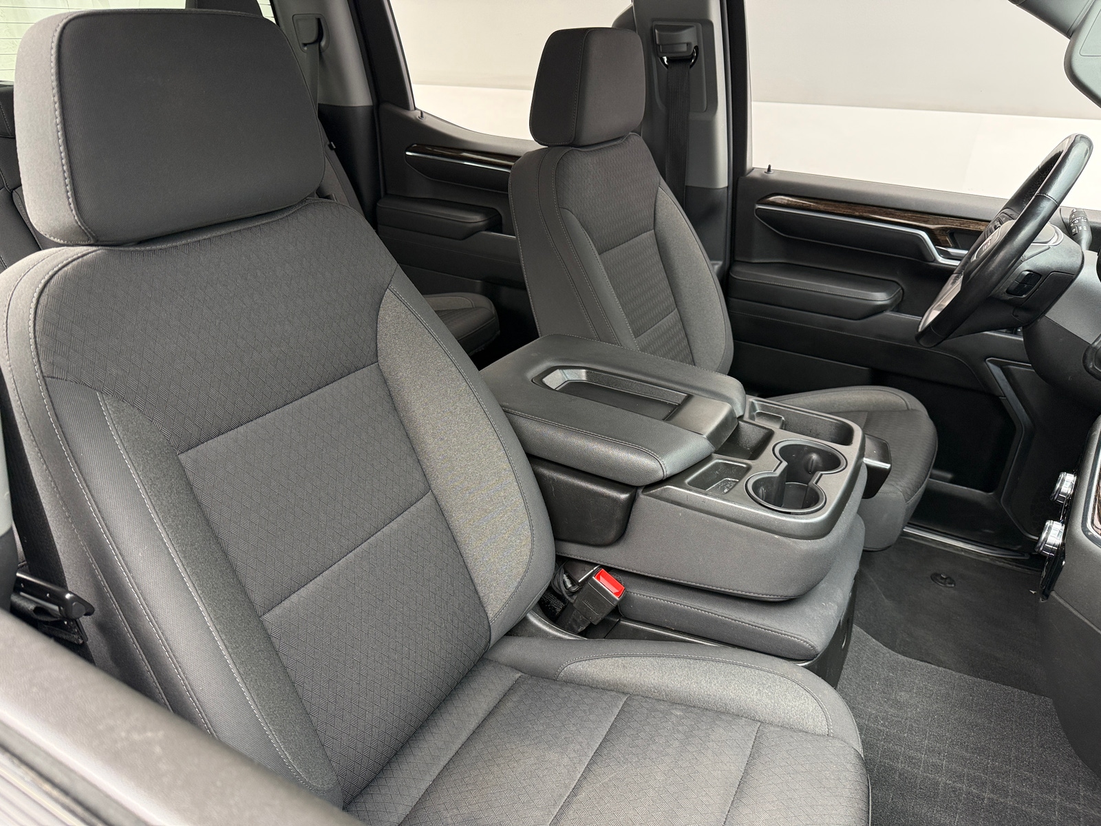 Thumbnail: 2022 GMC Sierra 1500 - 2