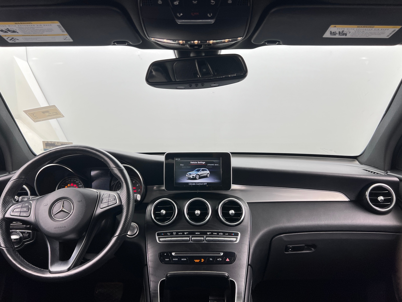 Thumbnail: 2019 Mercedes-Benz GLC - 2