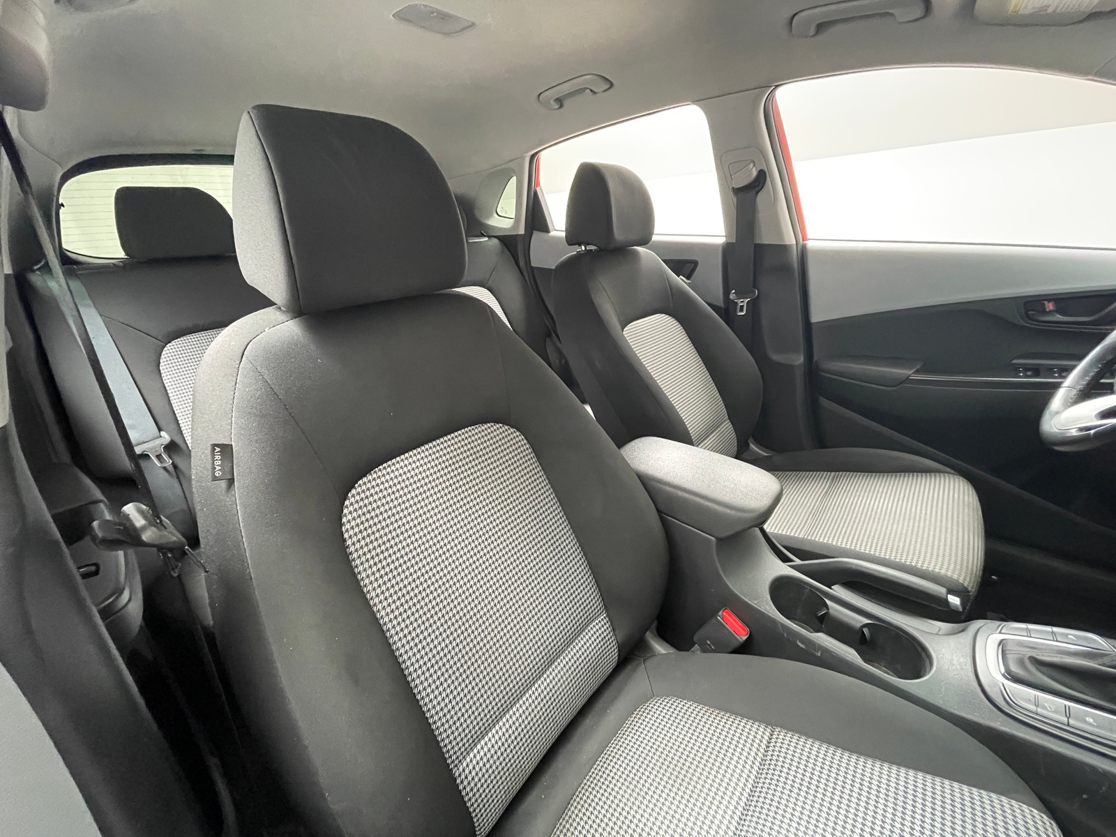 Thumbnail: 2020 Hyundai Kona - 2