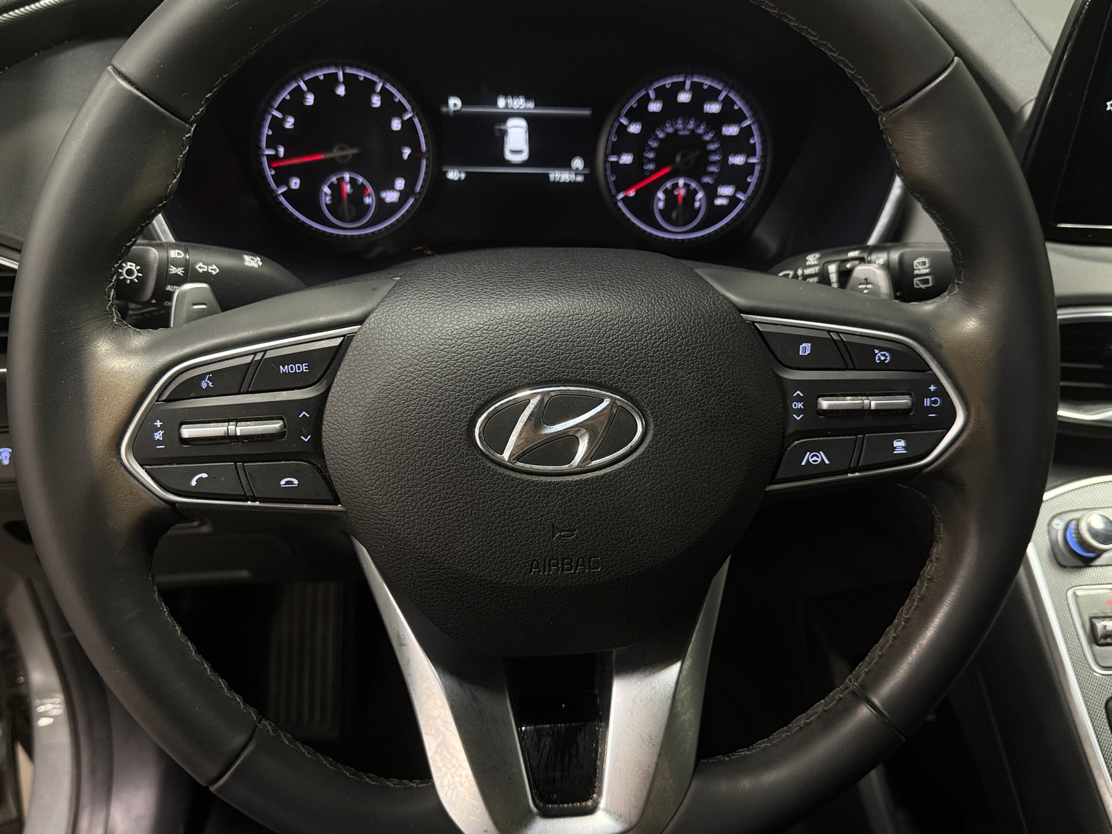 Thumbnail: 2023 Hyundai Santa Fe - 5