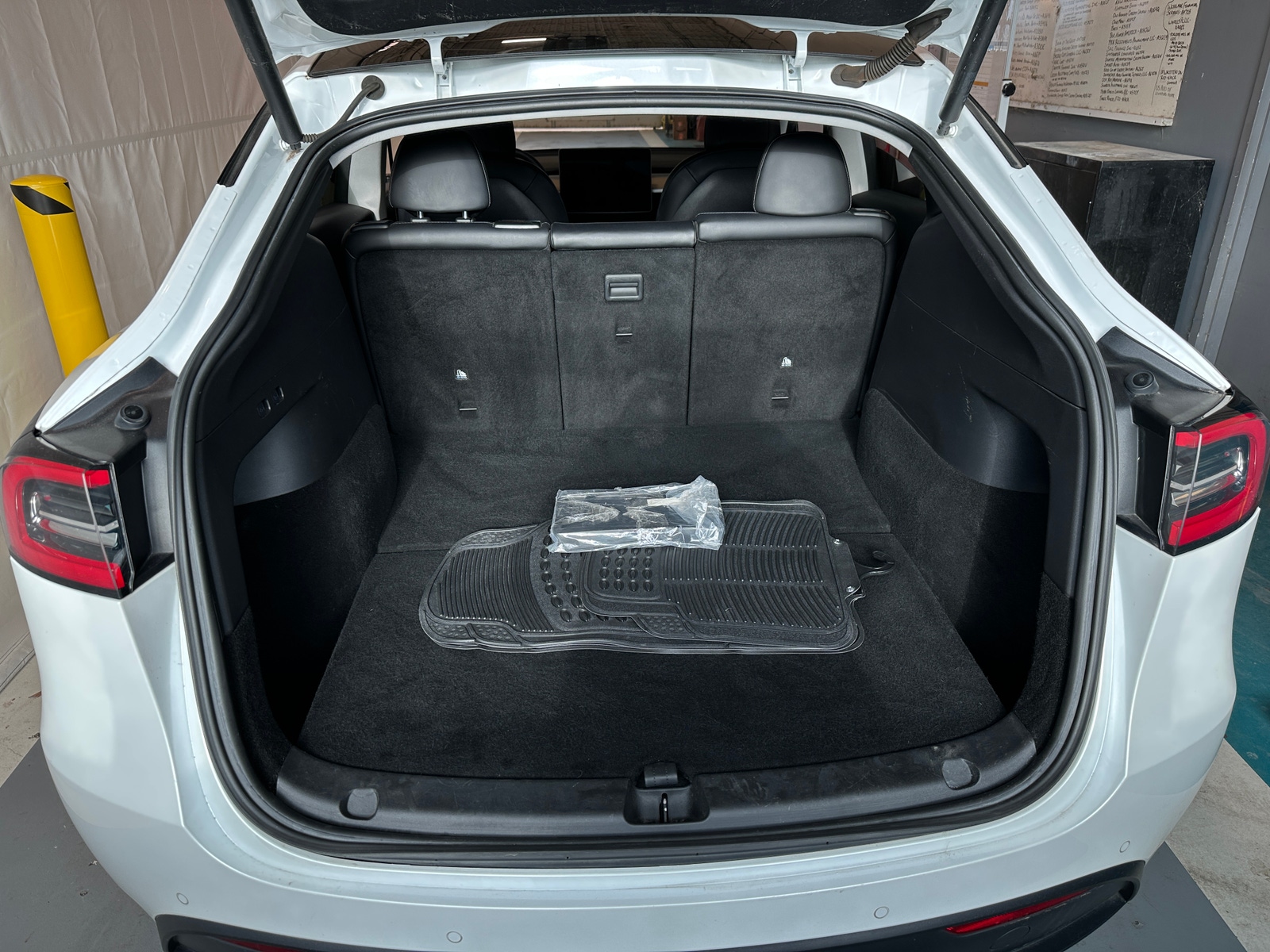 Thumbnail: 2021 Tesla Model Y - 6