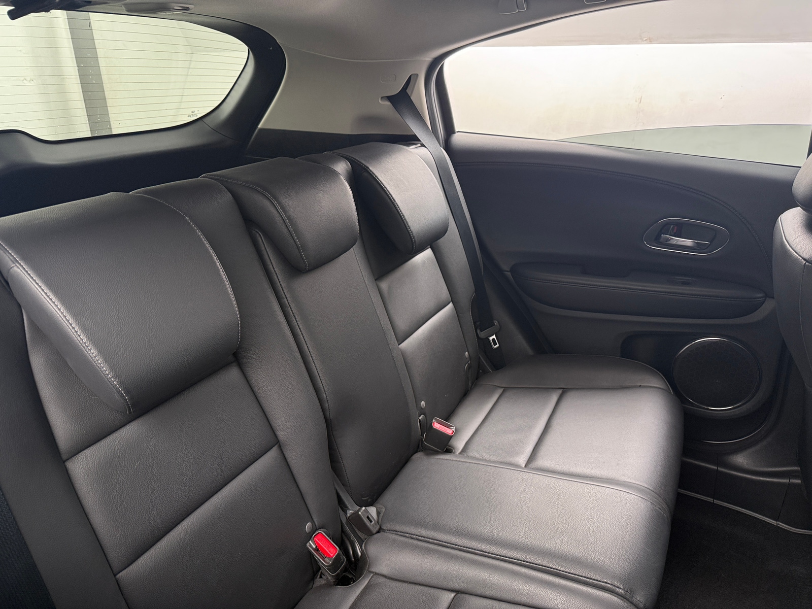 Thumbnail: 2016 Honda HR-V - 5