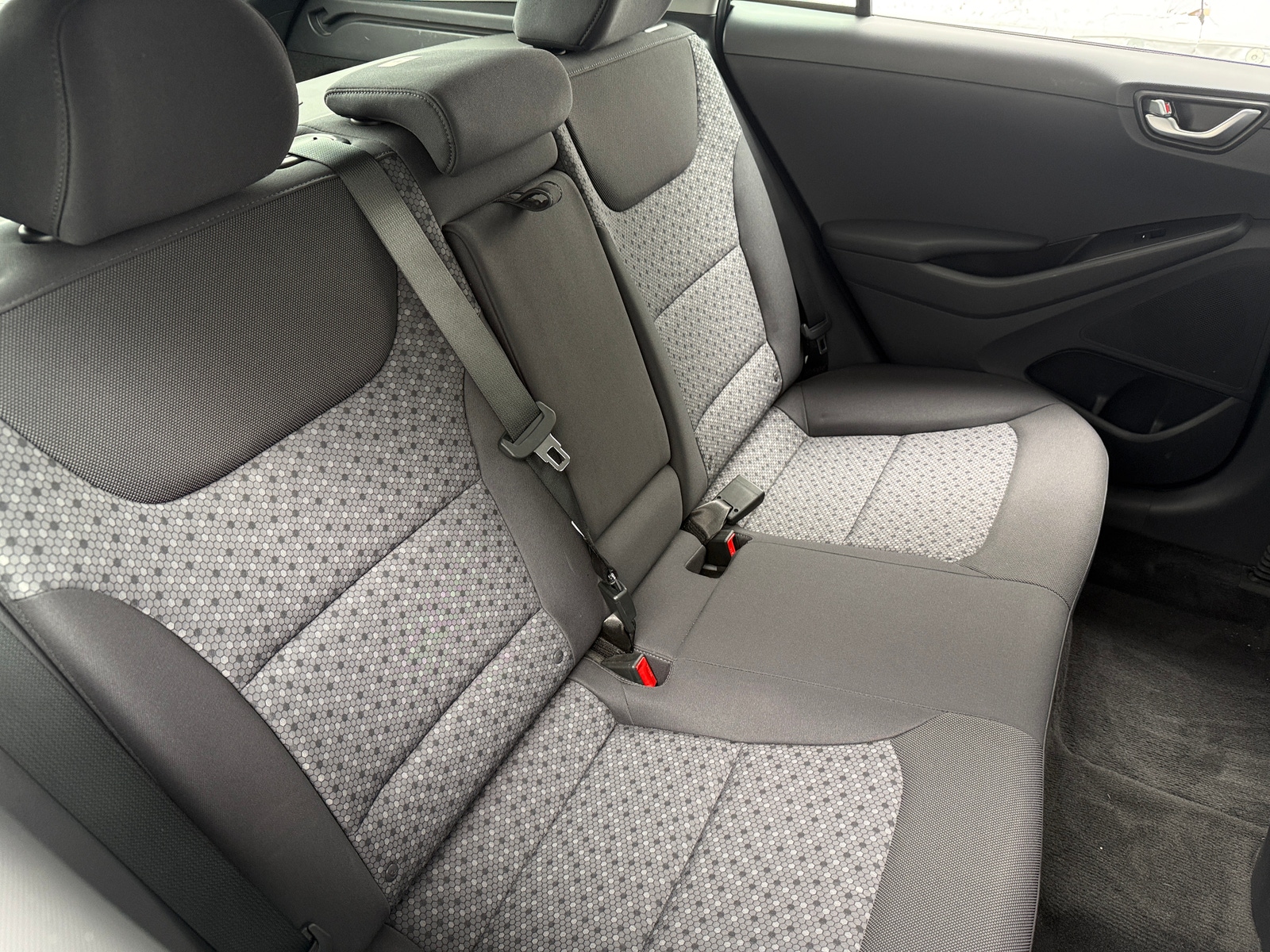 Thumbnail: 2019 Hyundai Ioniq - 6