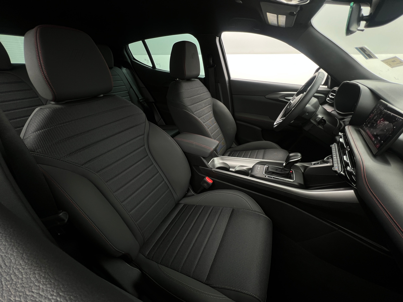 Thumbnail: 2024 Dodge Hornet - 2