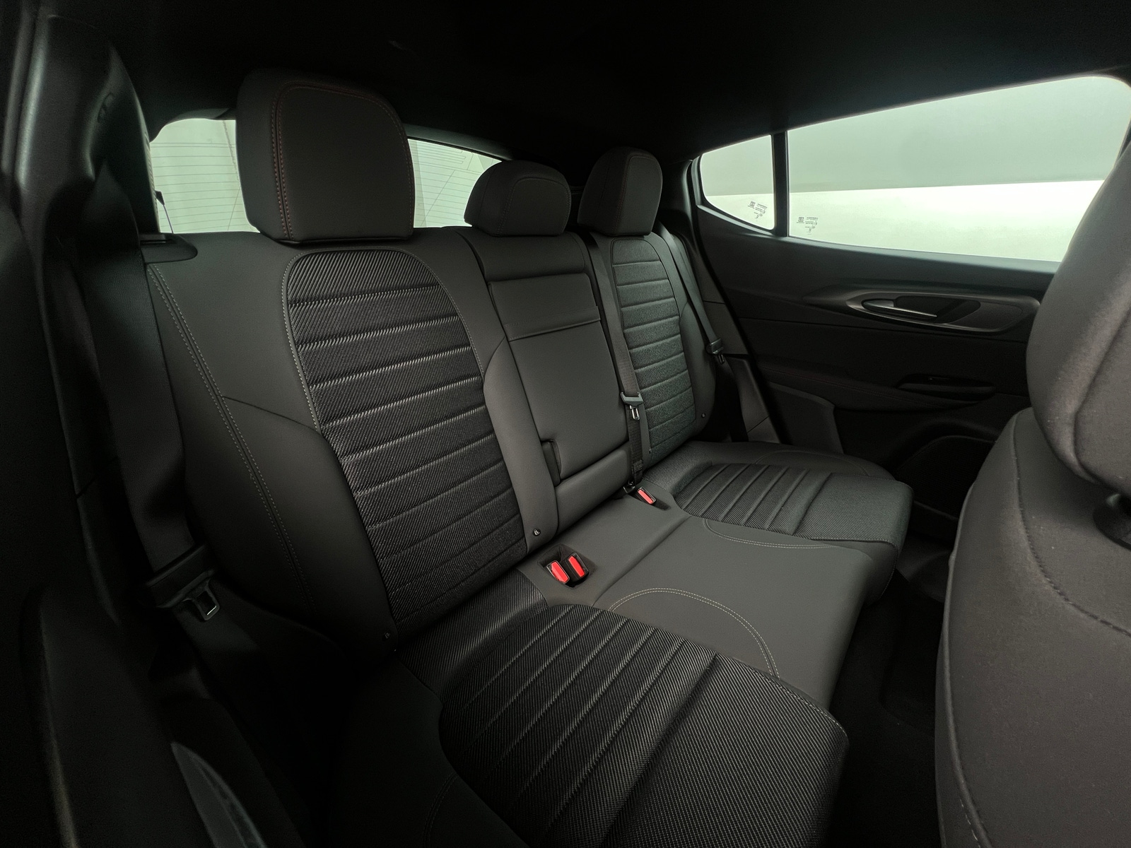 Thumbnail: 2024 Dodge Hornet - 6