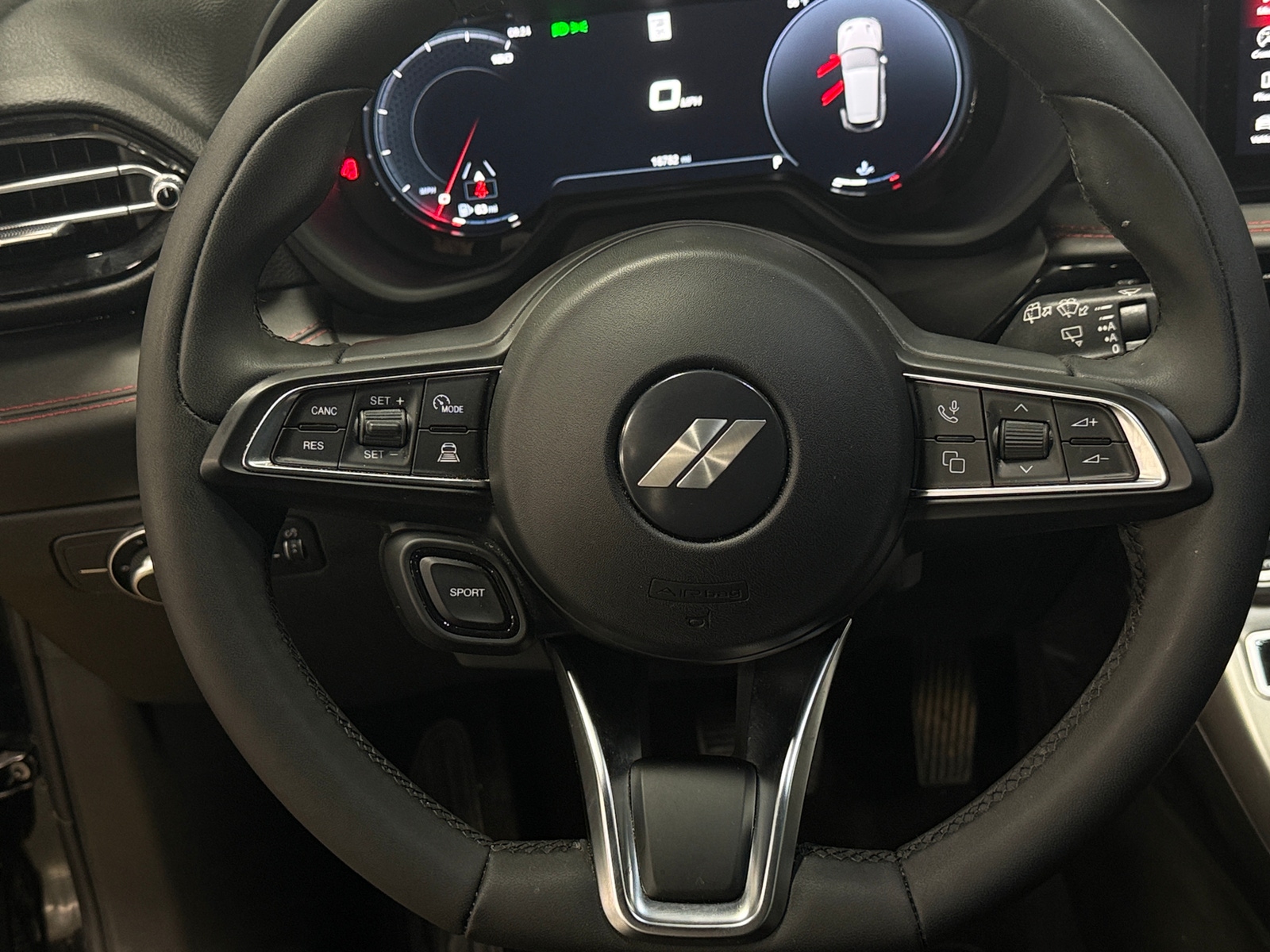 Thumbnail: 2024 Dodge Hornet - 5