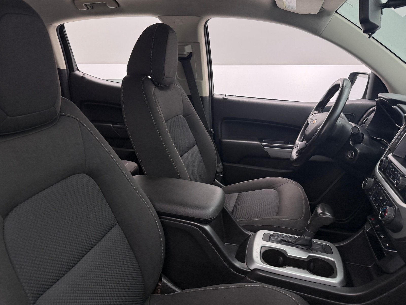 Thumbnail: 2015 Chevrolet Colorado - 2