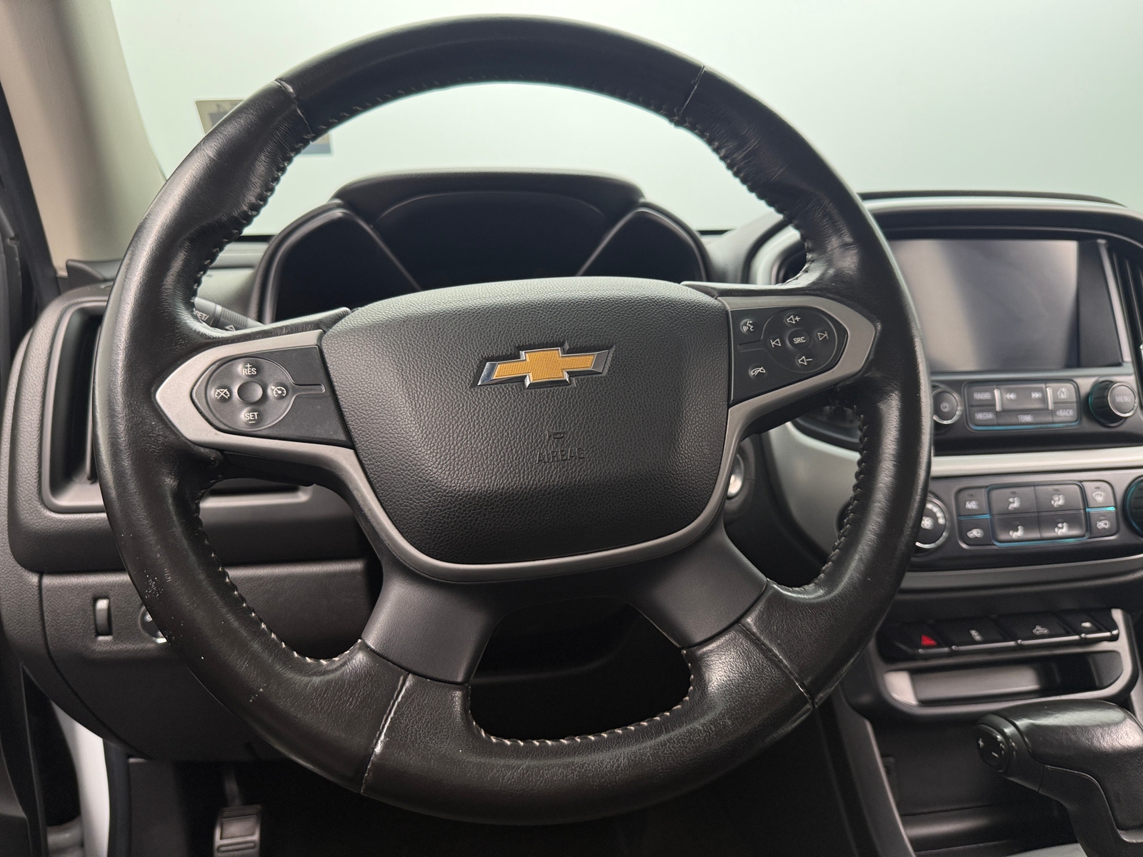 Thumbnail: 2015 Chevrolet Colorado - 5