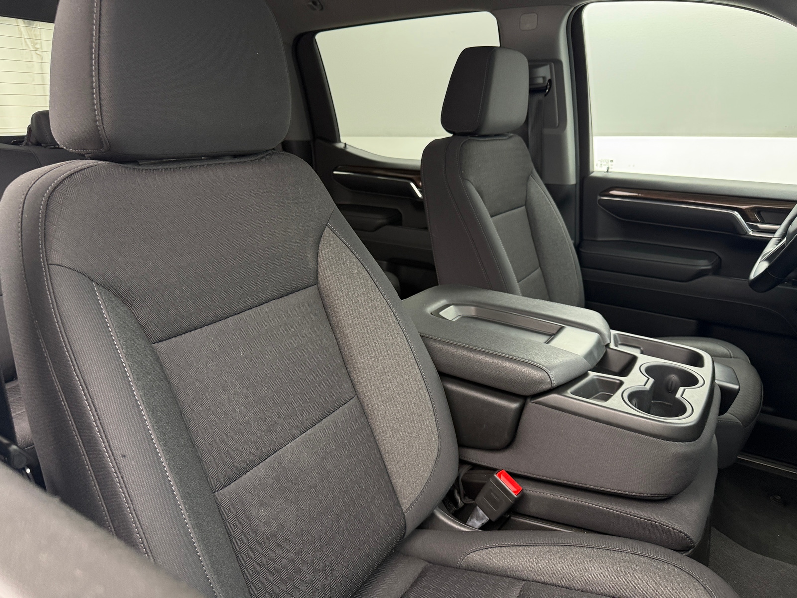 Thumbnail: 2024 Chevrolet Silverado 1500 - 2