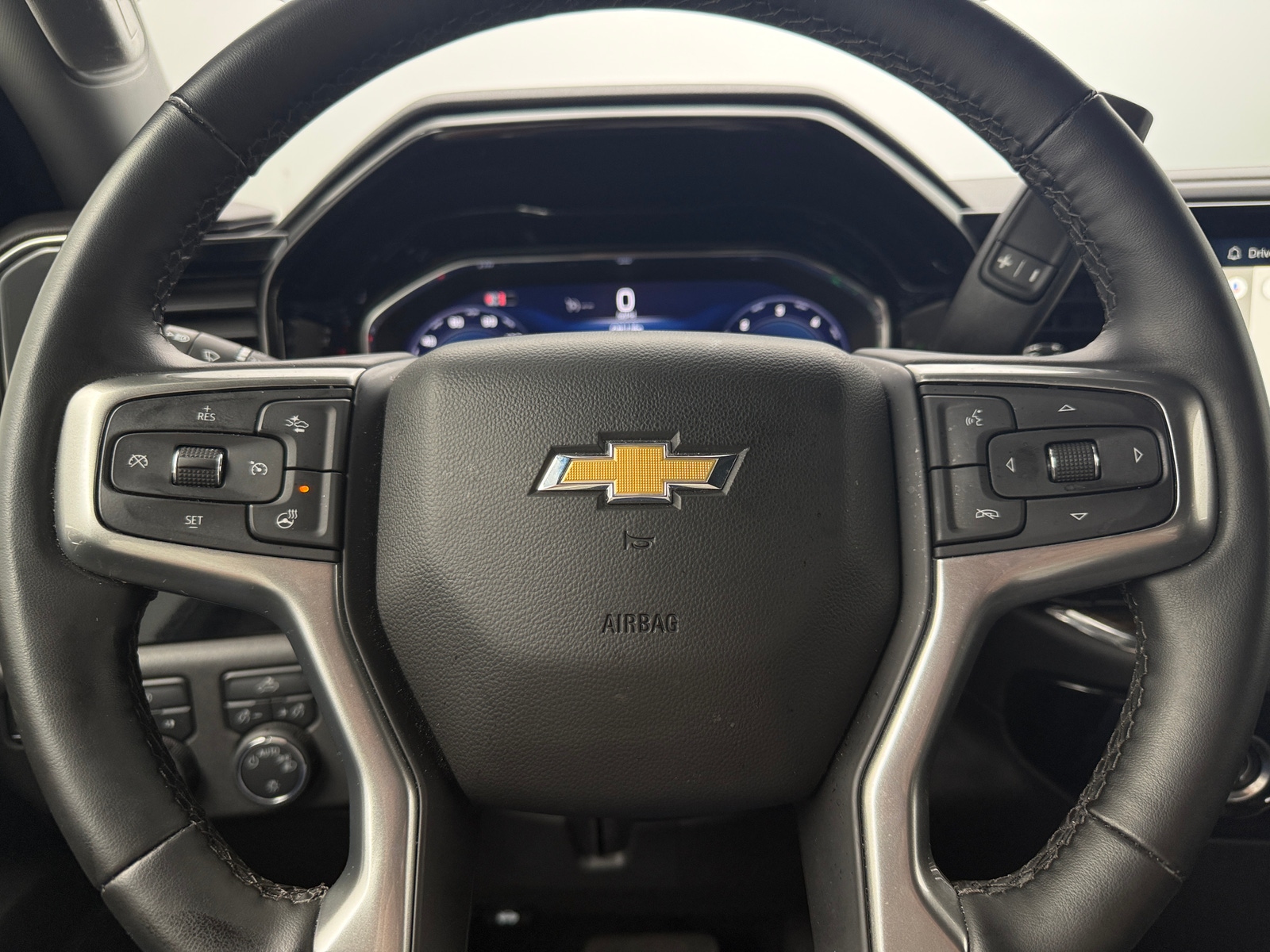 Thumbnail: 2024 Chevrolet Silverado 1500 - 5