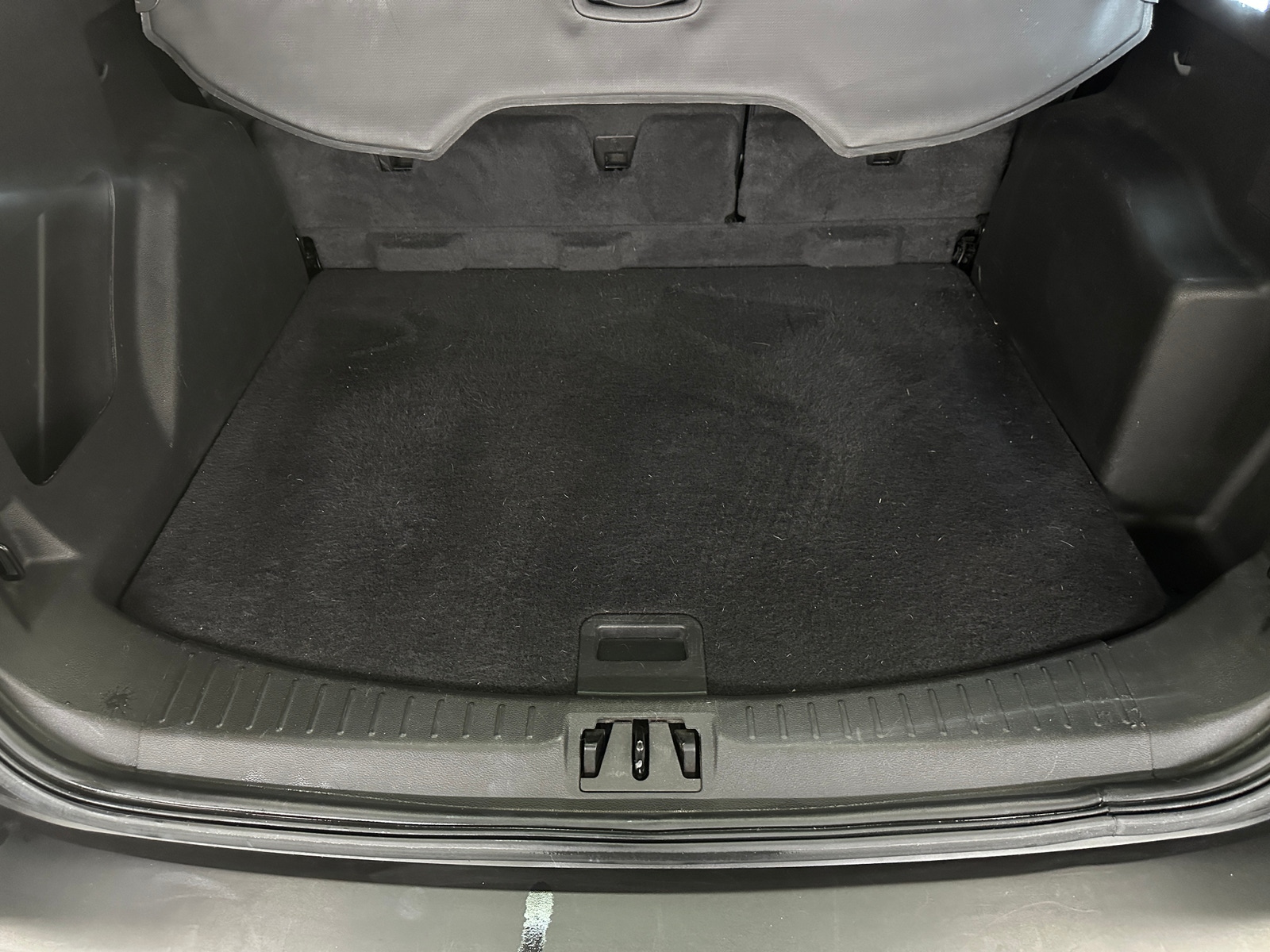 Thumbnail: 2017 Ford Escape - 7