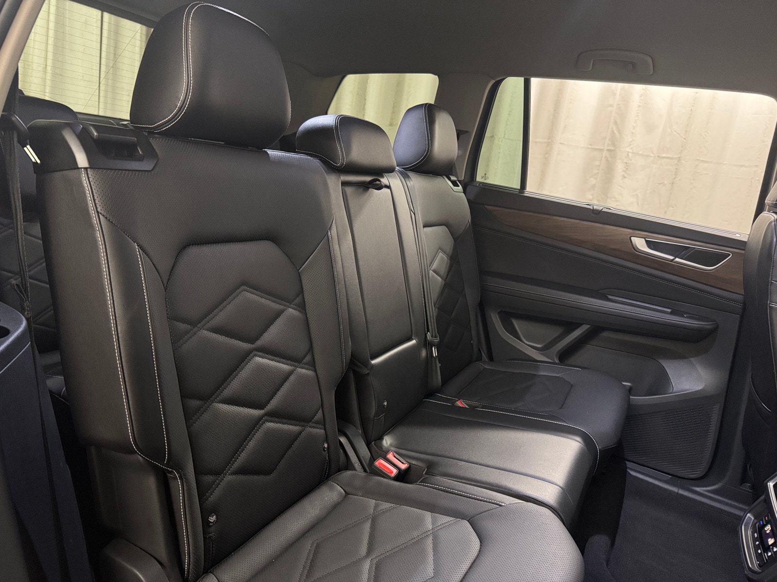 Thumbnail: 2025 Volkswagen Atlas - 5