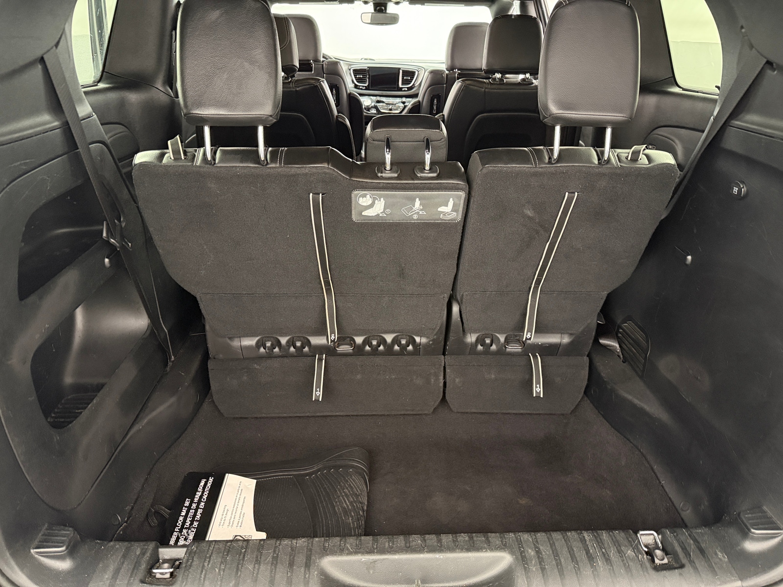 Thumbnail: 2018 Chrysler Pacifica - 6