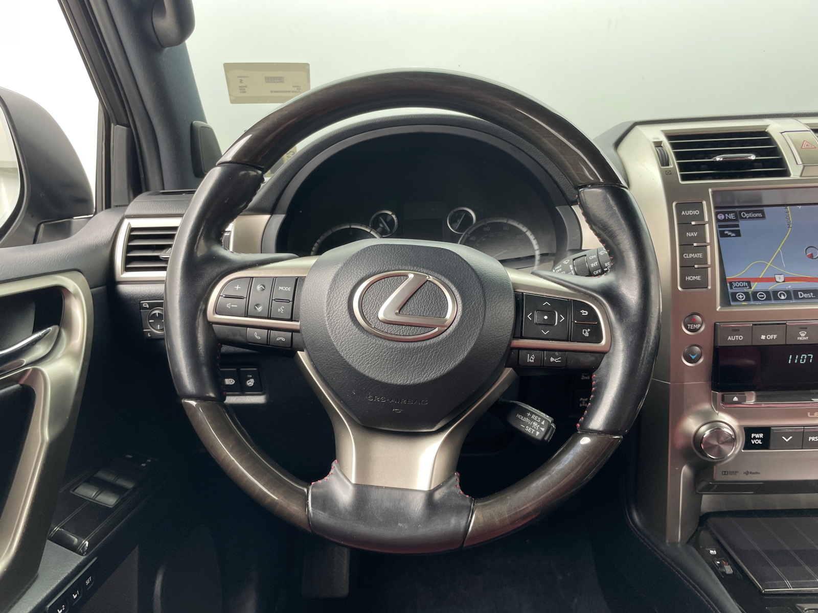 Thumbnail: 2021 Lexus GX - 4