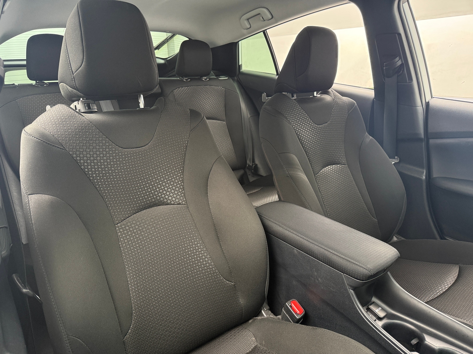 Thumbnail: 2021 Toyota Prius - 2