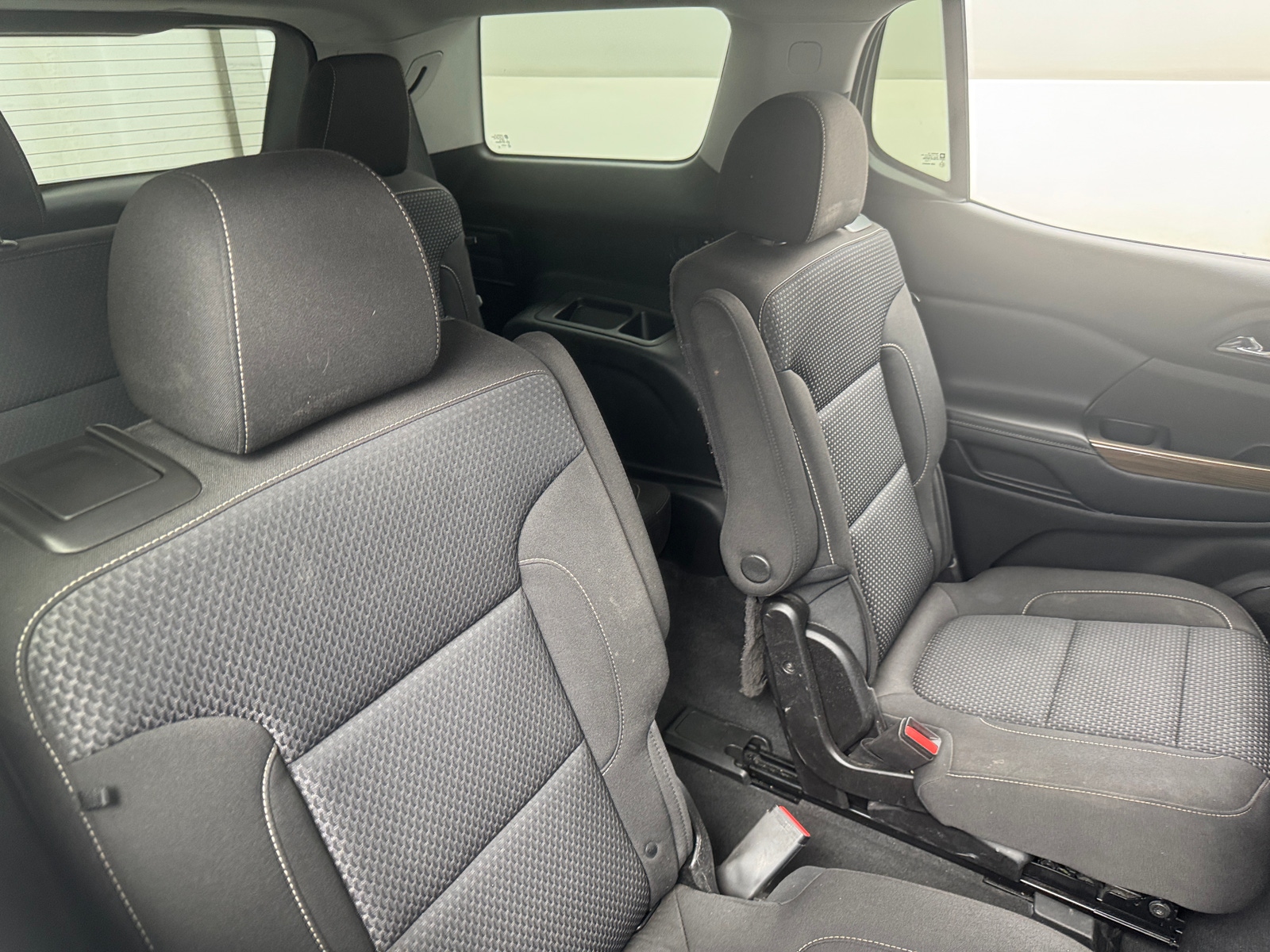 Thumbnail: 2022 GMC Acadia - 6