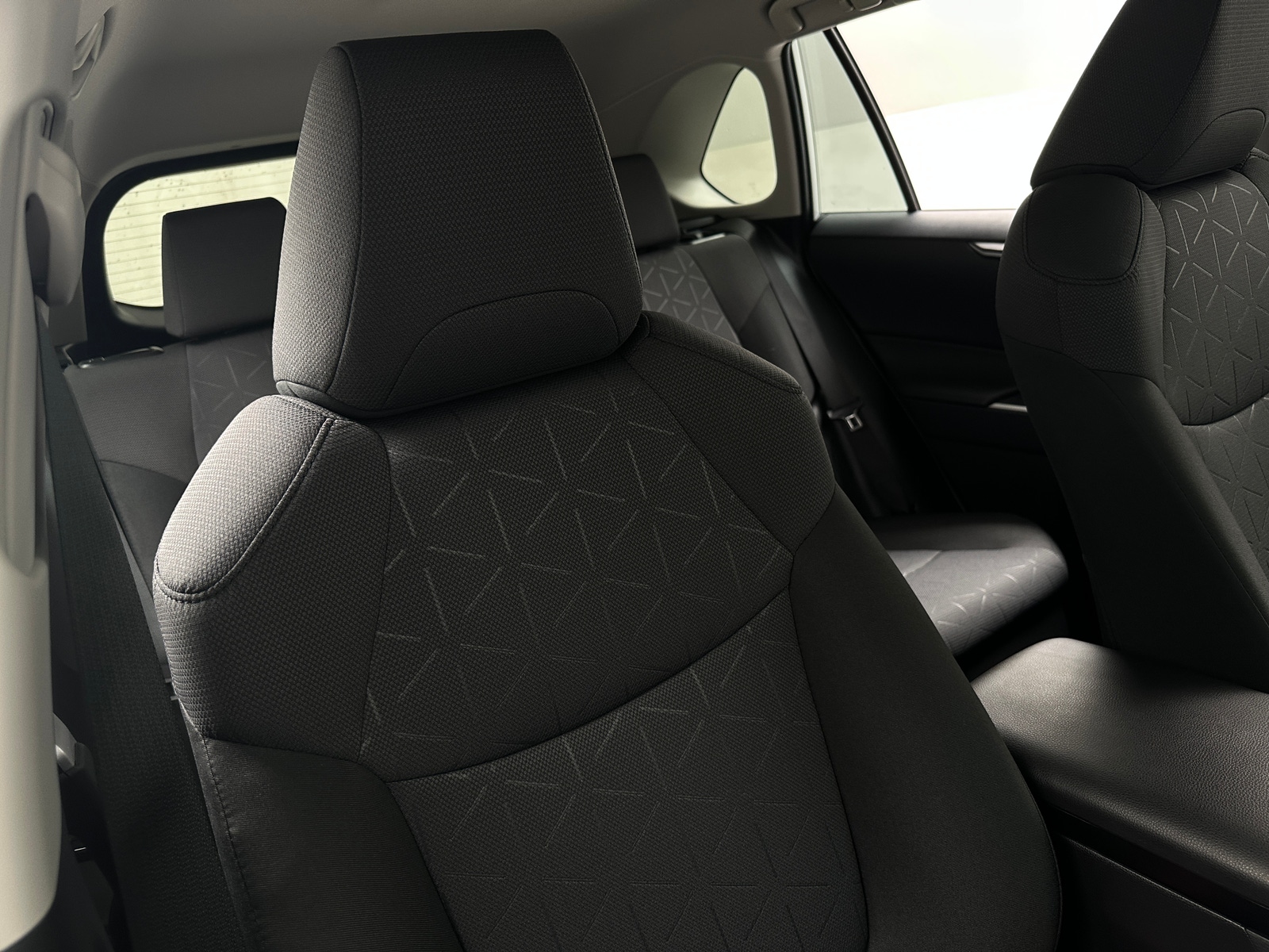 Thumbnail: 2025 Toyota RAV4 - 2