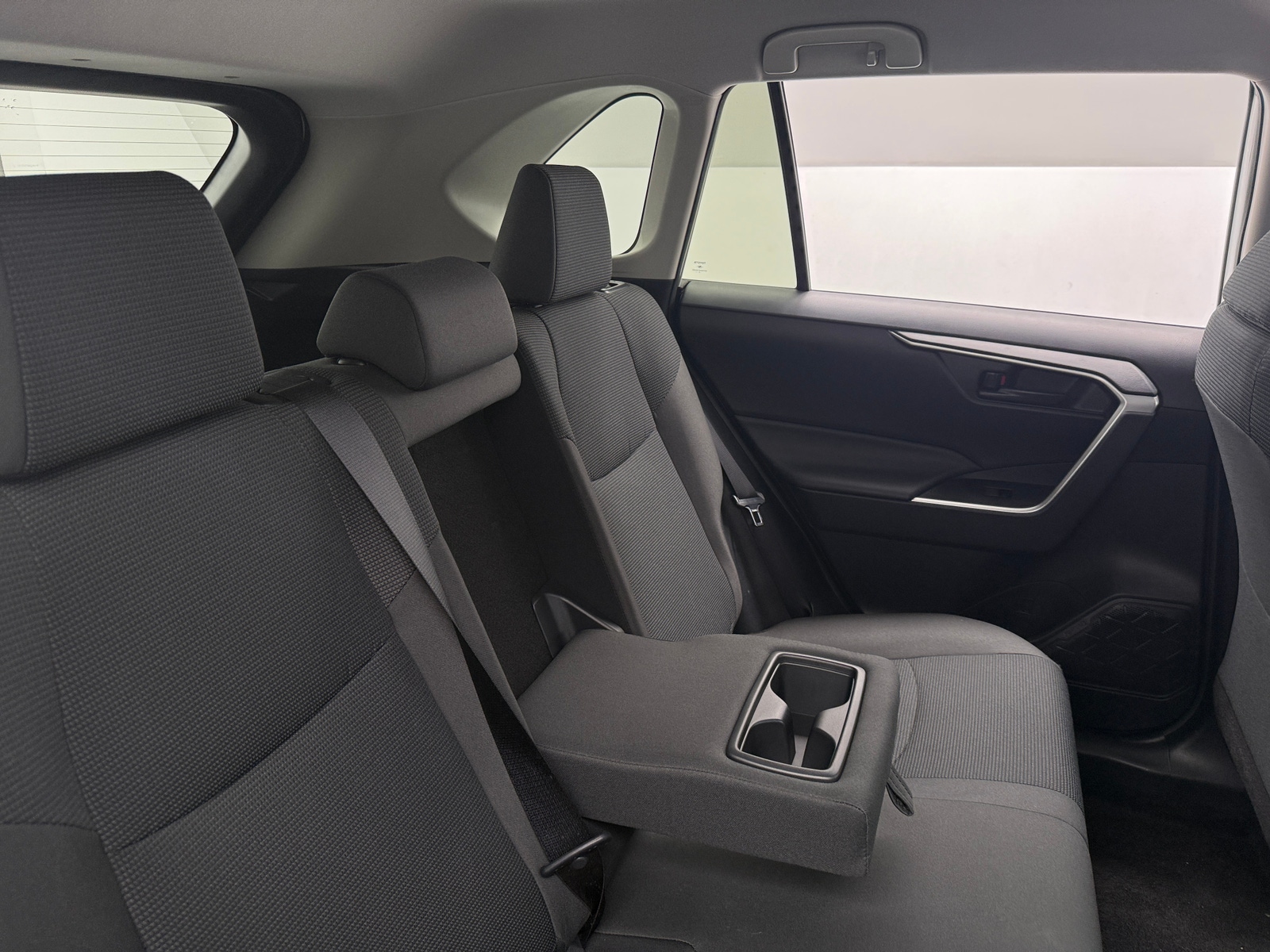 Thumbnail: 2020 Toyota RAV4 - 6