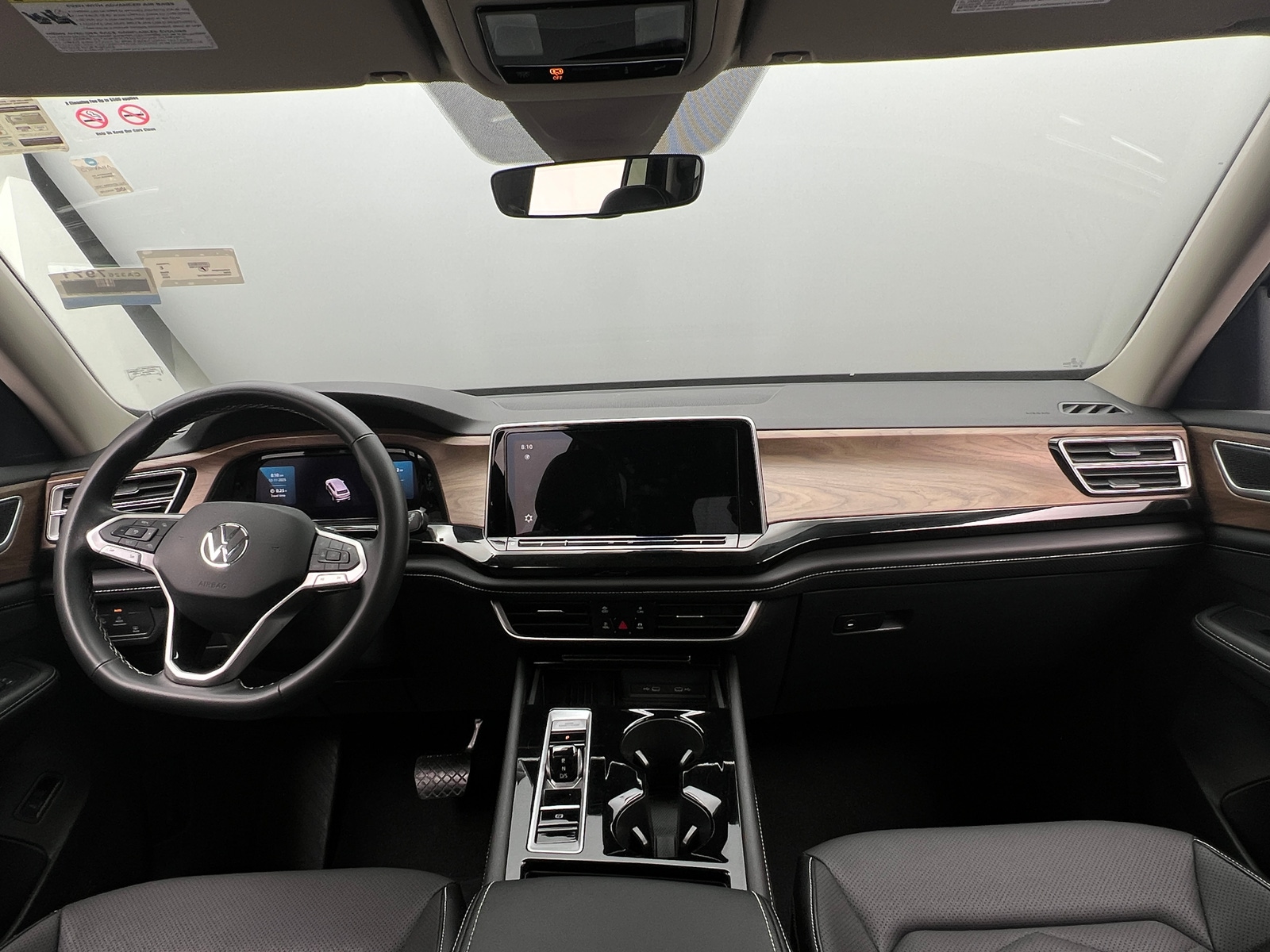 Thumbnail: 2025 Volkswagen Atlas - 2