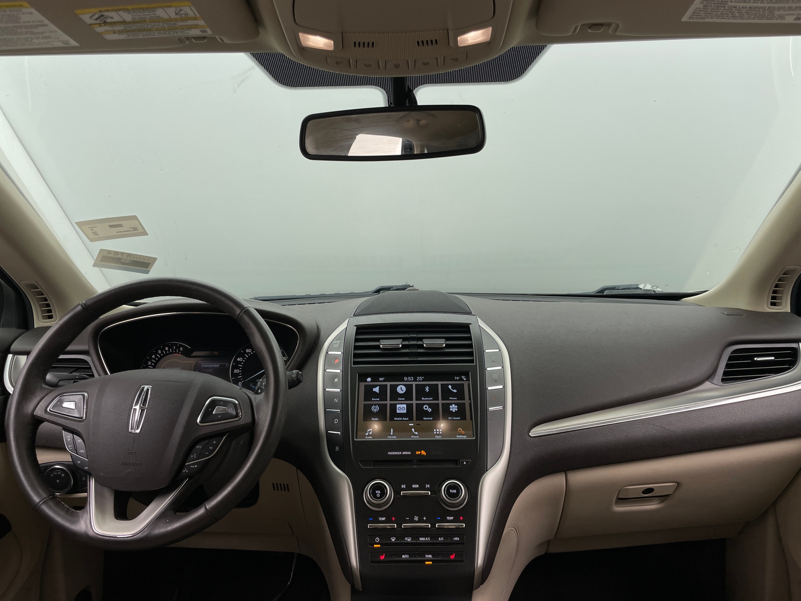 Thumbnail: 2017 Lincoln MKC - 2