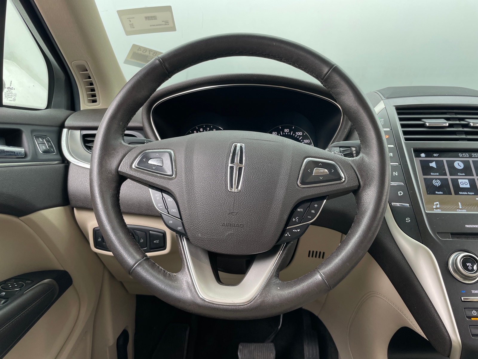 Thumbnail: 2017 Lincoln MKC - 4