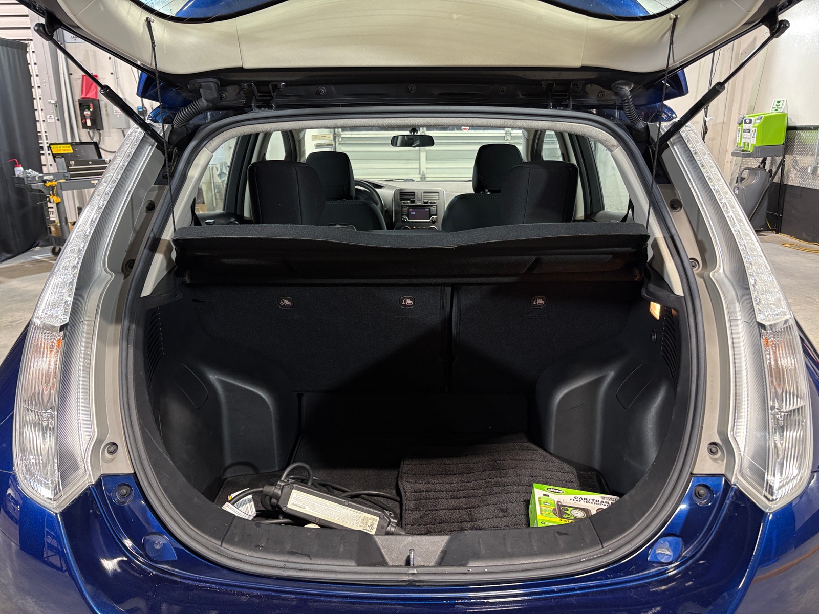 Thumbnail: 2017 Nissan Leaf - 7