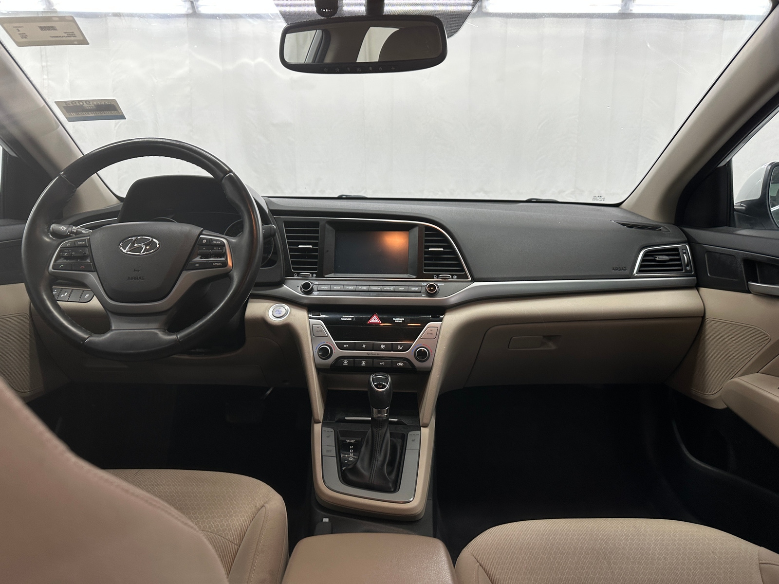 Thumbnail: 2018 Hyundai Elantra - 3