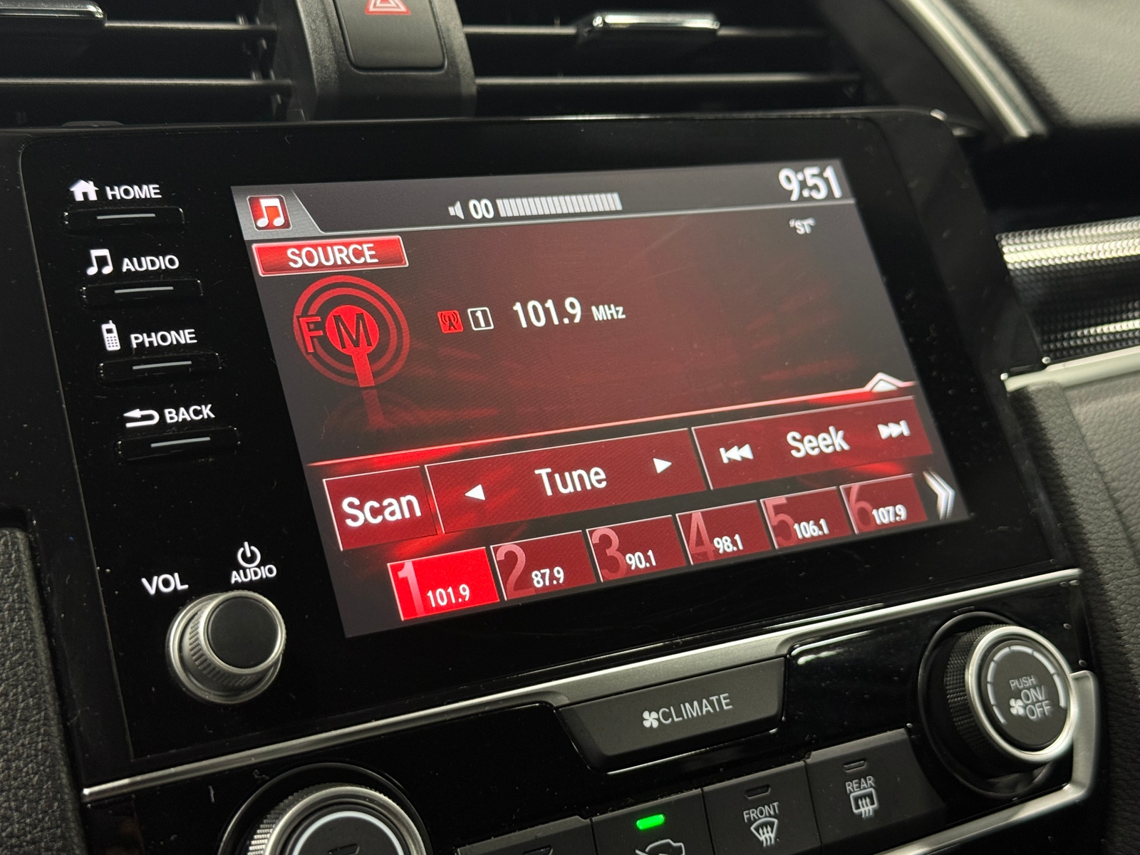 Thumbnail: 2019 Honda Civic - 4