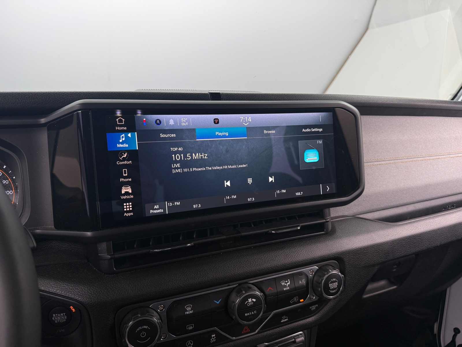 Thumbnail: 2025 Jeep Wrangler - 4