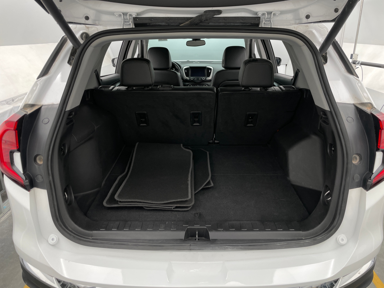 Thumbnail: 2024 GMC Terrain - 6