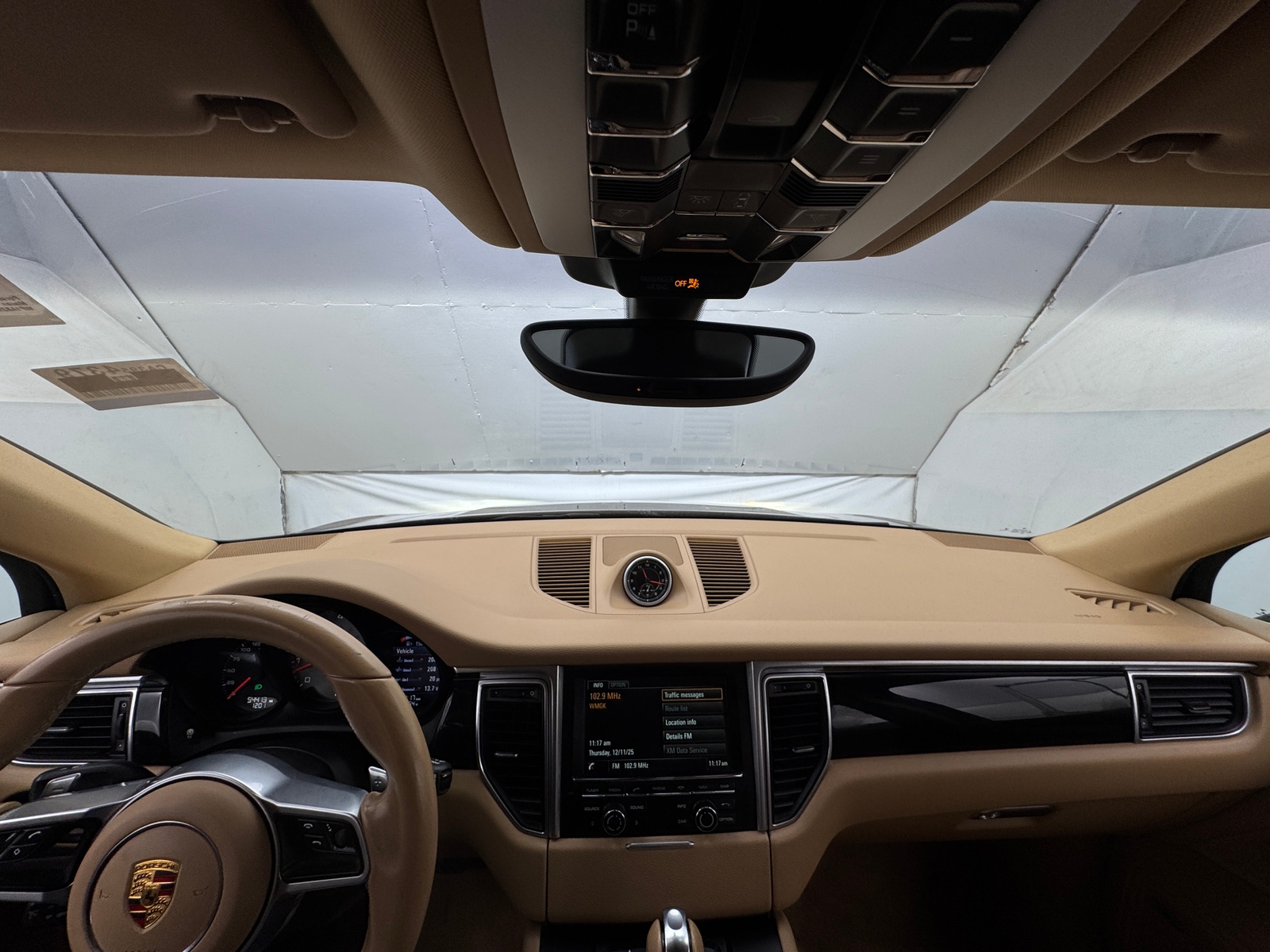 Thumbnail: 2015 Porsche Macan - 2