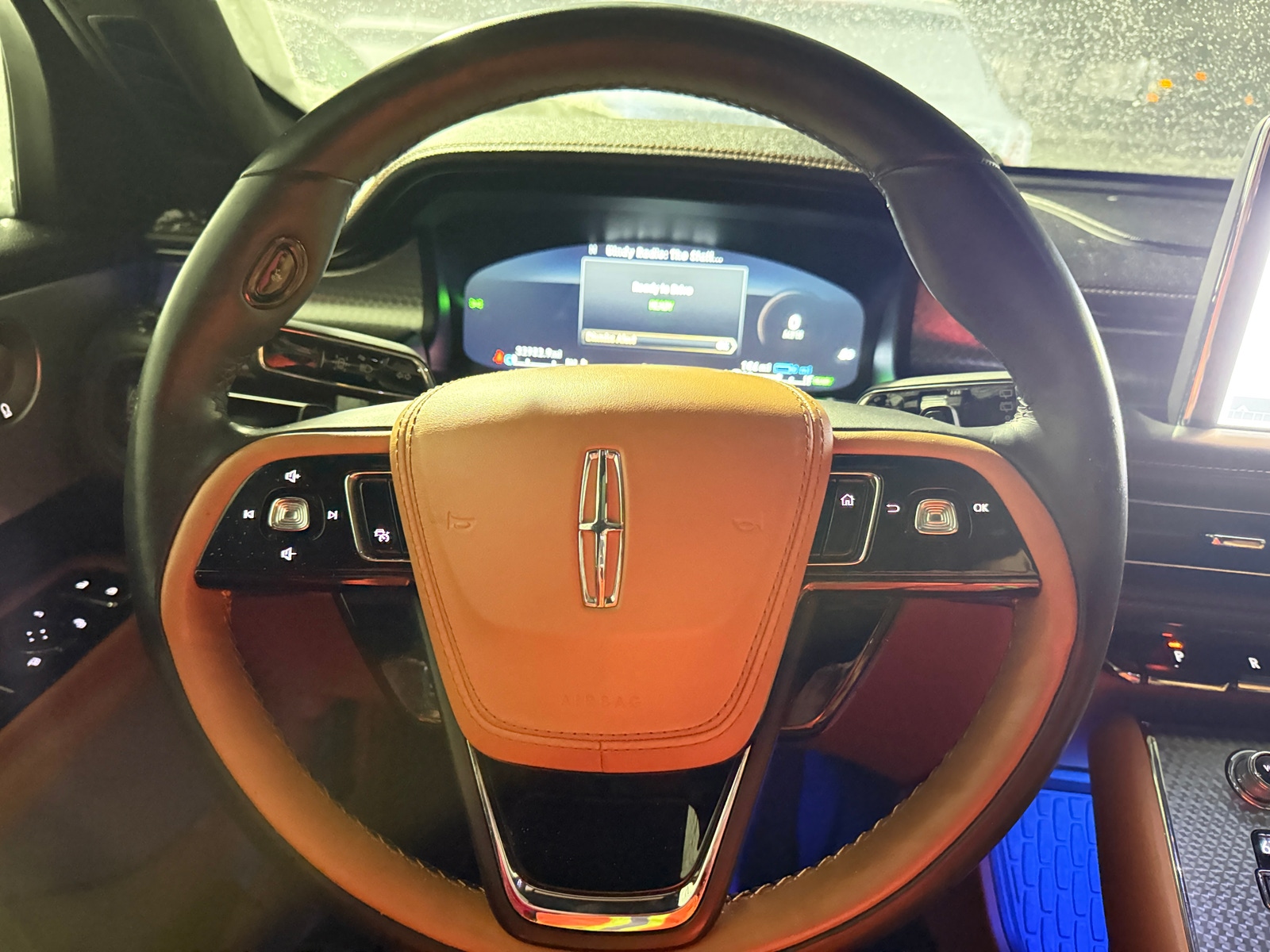 Thumbnail: 2020 Lincoln Aviator - 4