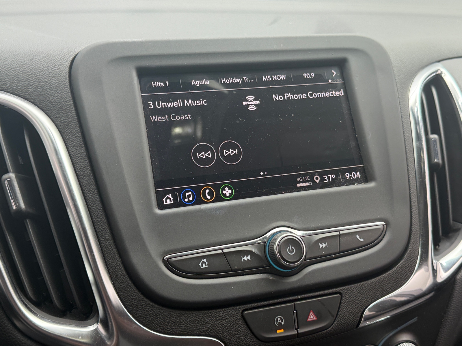 Thumbnail: 2024 Chevrolet Equinox - 4