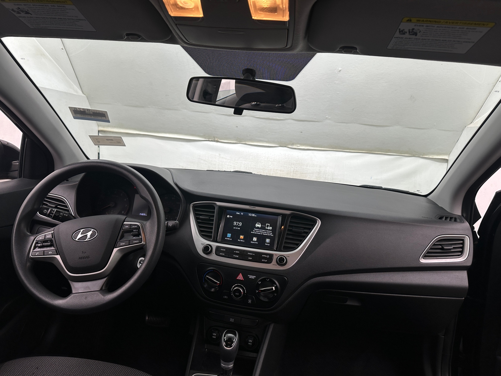 Thumbnail: 2021 Hyundai Accent - 3