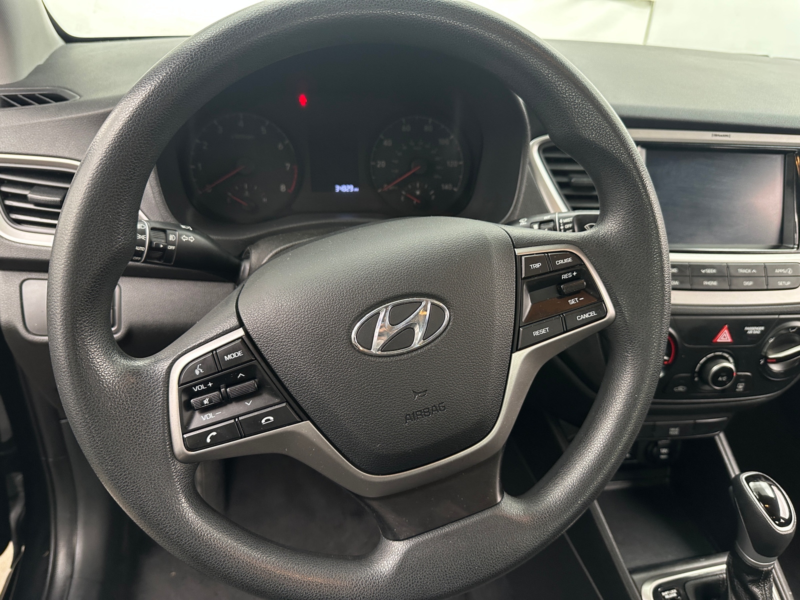 Thumbnail: 2021 Hyundai Accent - 5