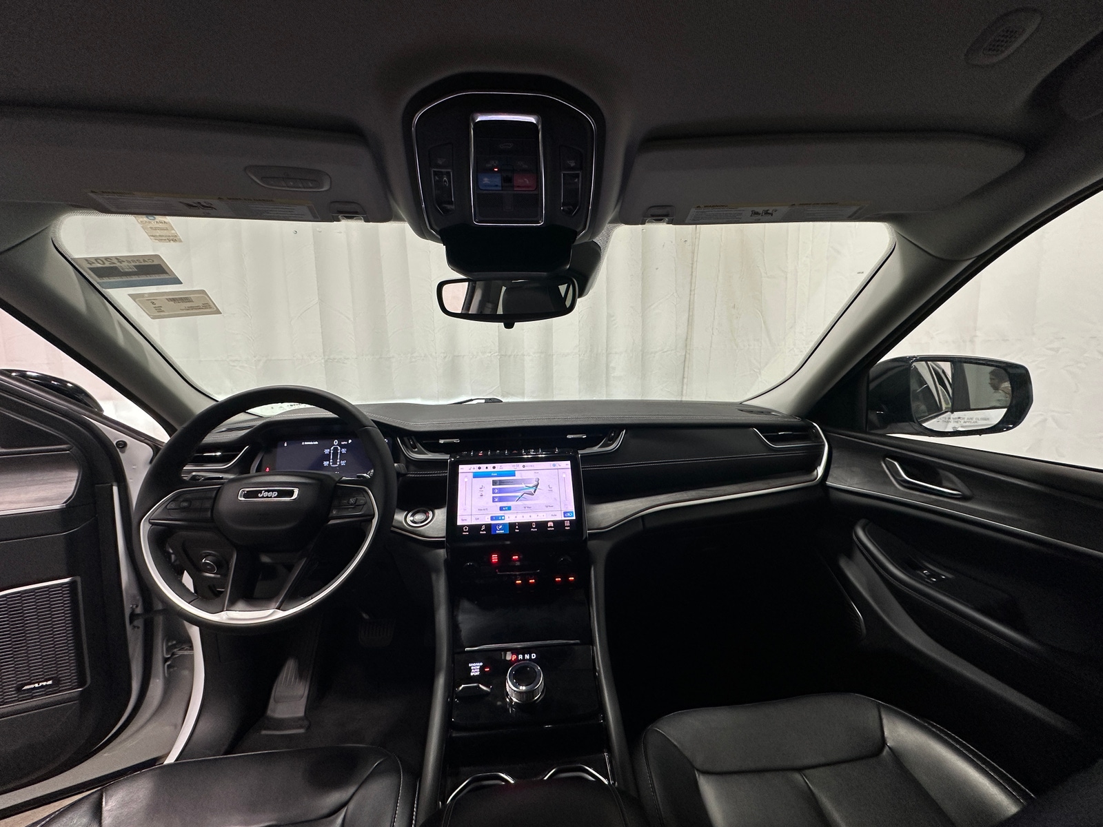 Thumbnail: 2023 Jeep Grand Cherokee L - 2