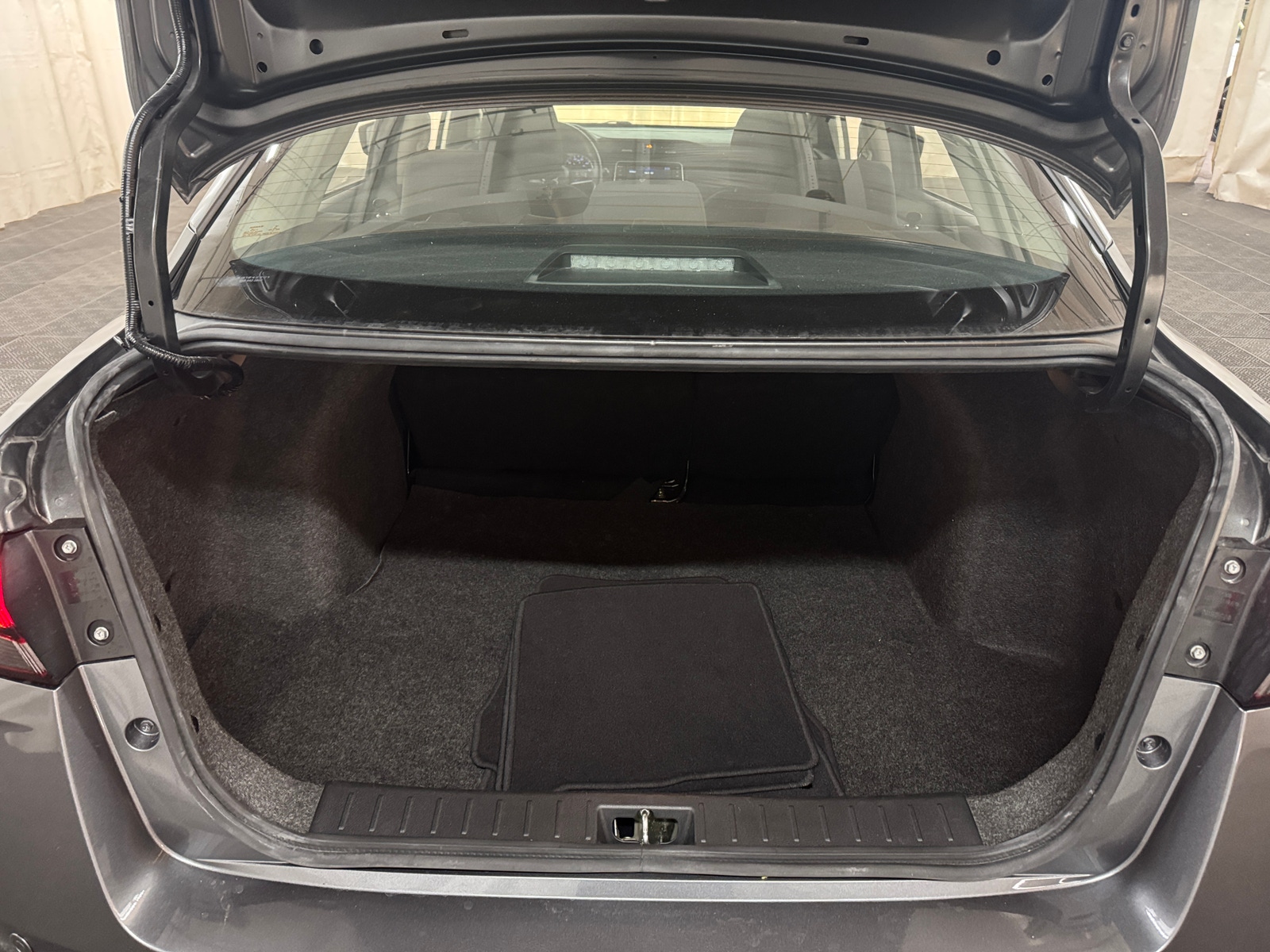 Thumbnail: 2020 Nissan Versa - 7