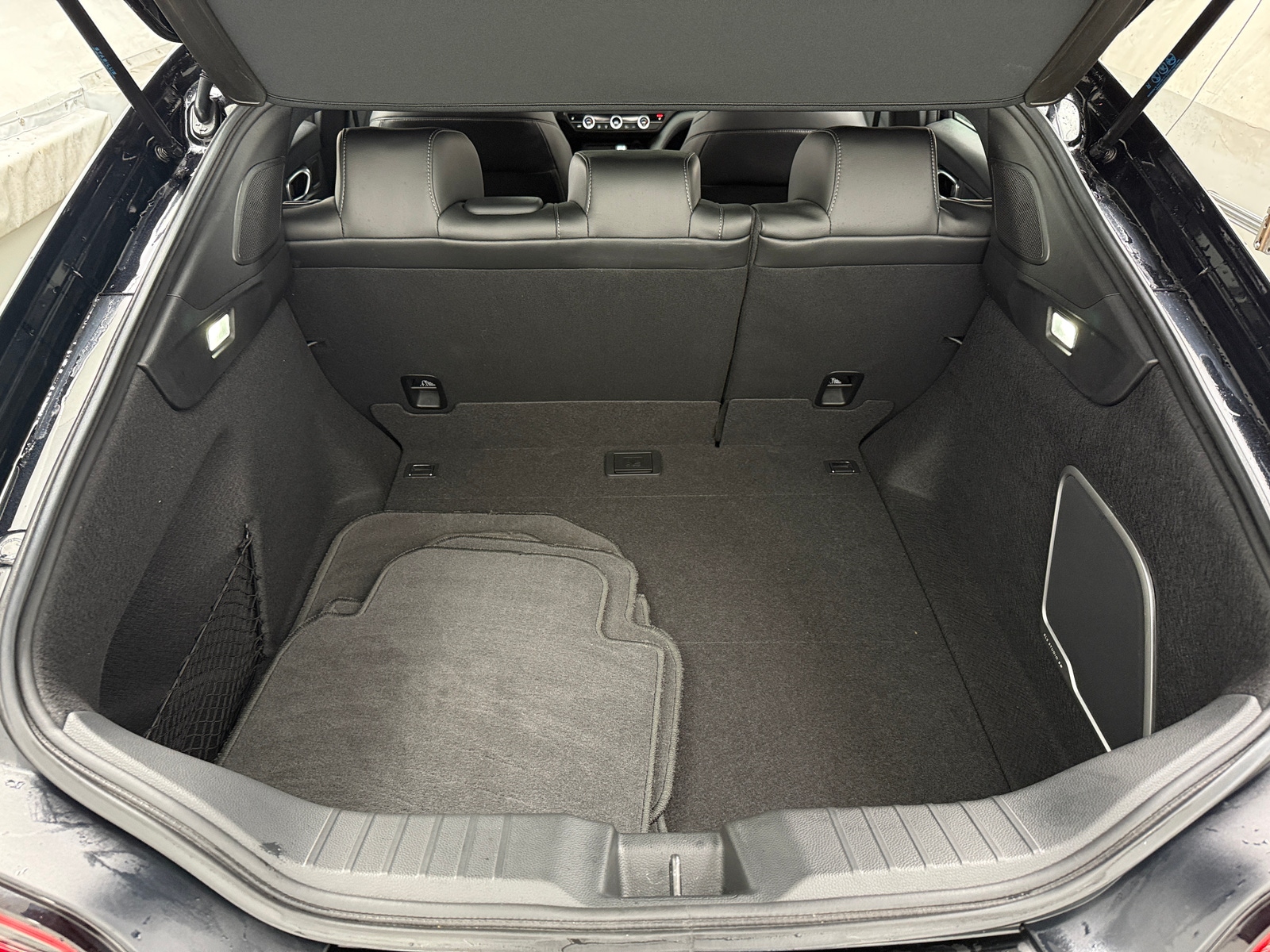 Thumbnail: 2025 Acura Integra - 6