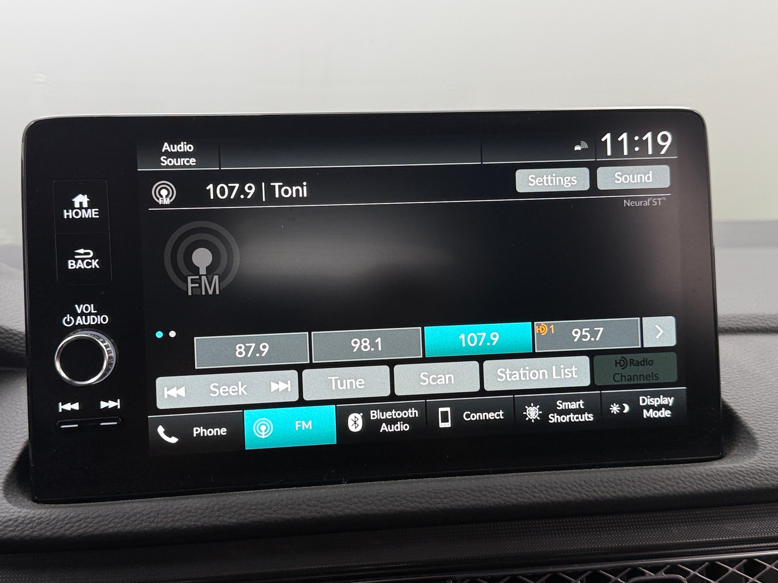 Thumbnail: 2025 Acura Integra - 3