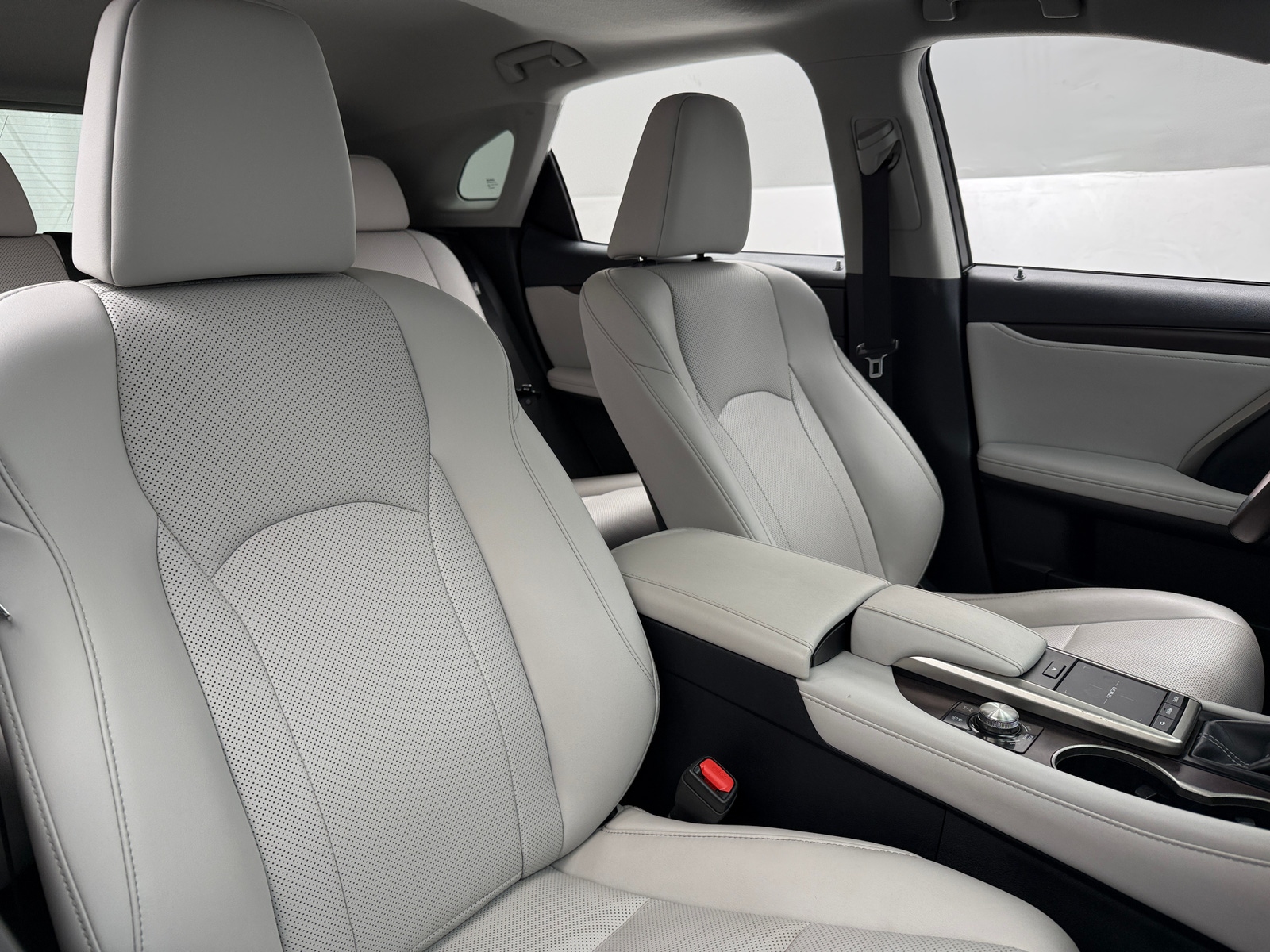 Thumbnail: 2020 Lexus RX - 2